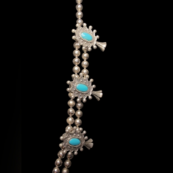 Vintage Faux Turquoise Squash Blossom Necklace 28 Inches Southwestern - Picture 3 of 6